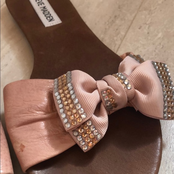 Sandals - Picture 2 of 3